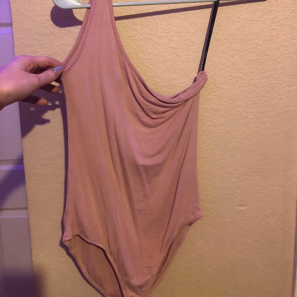 salmon/nude bodysuit